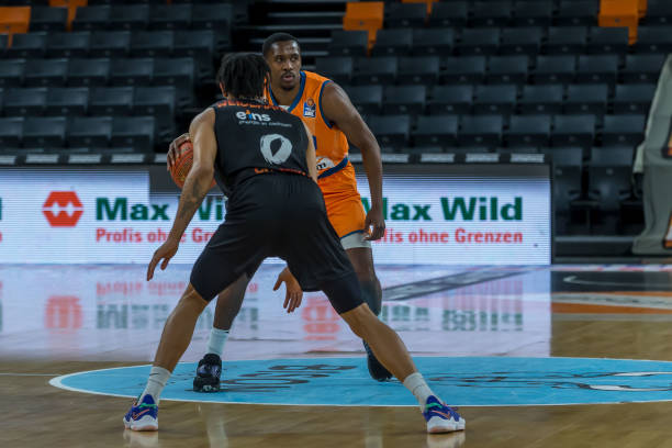 对于年轻的 对于年轻的