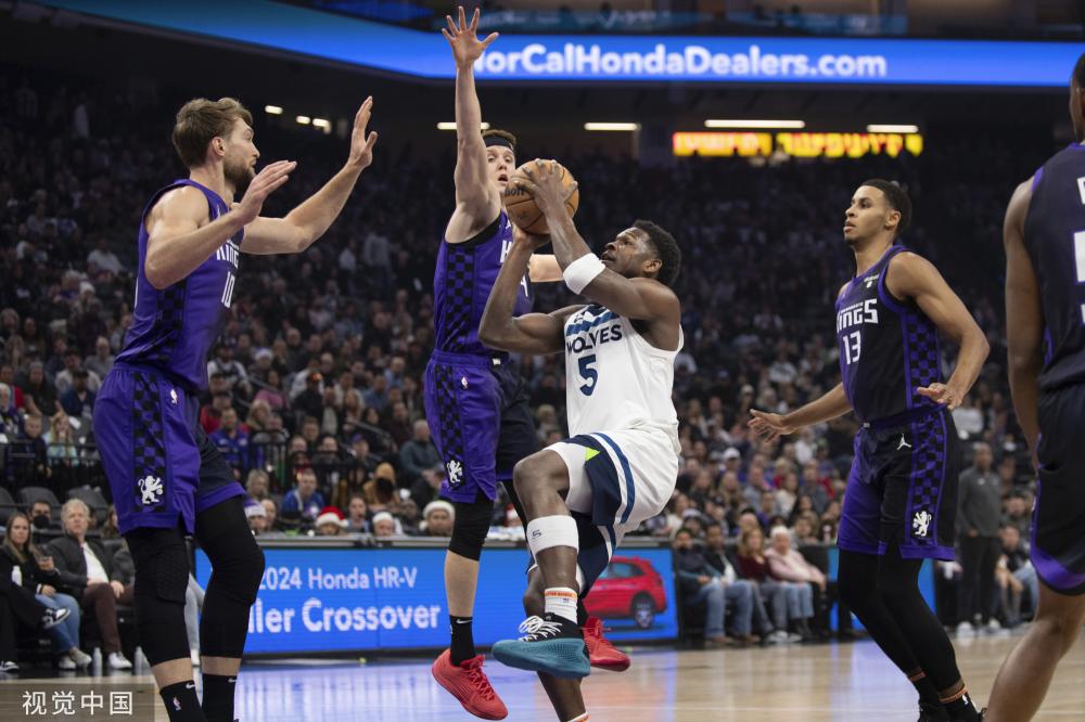 特足球队夺 特足球队夺