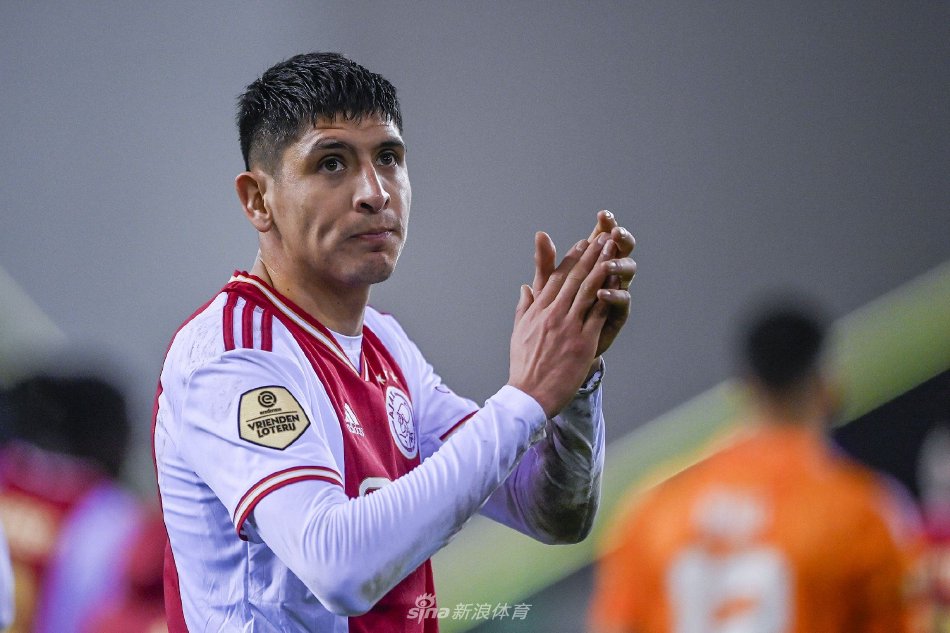 聚来自世界 聚来自世界